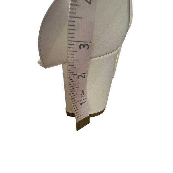 Journee Collection White Faux Leather Cross Strap Heels Size 10 NWB - Picture 6 of 10